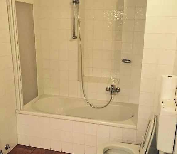 Oda ve Kahvaltı Partitore 4*